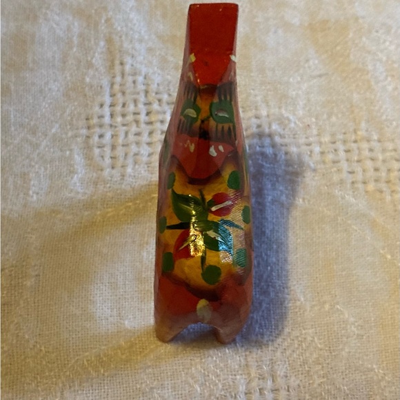 Vintage Handcarved and Painted Swedish Wooden Dala Horse with Original Label - Picture 6 of 7